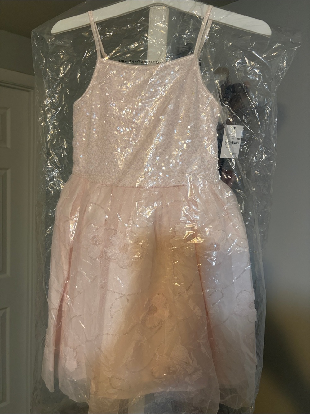 NWT beautiful pink sequins floral dress girls